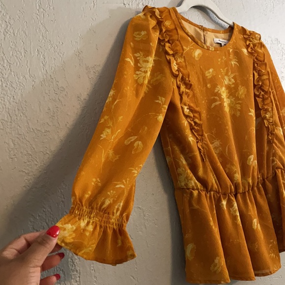 Madewell Ruffle Shoulder Botanical Floral Peplum - Picture 9 of 13